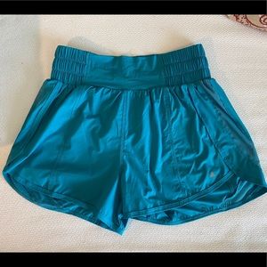 Balance Athletica Breeze Shorts